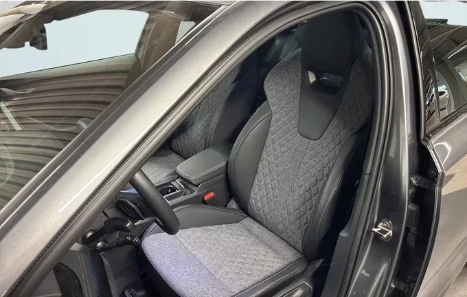 SKODA OCTAVIA Combi 2.0 TDI 150 ch SCR DSG7 Sportline extérieur côté droit 2130109