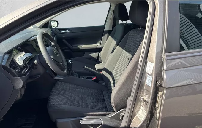 VOLKSWAGEN POLO 1.0 TSI 95 S&S BVM5 Edition extérieur trois quart arrière droit 2128301