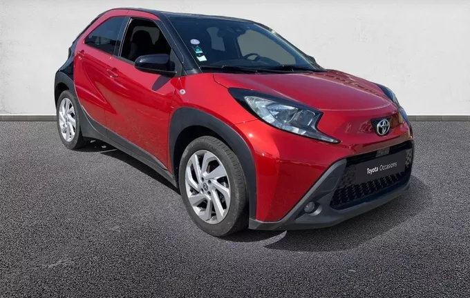 TOYOTA AYGO X 1.0 VVT-i 72 Design extérieur trois quart avant droit 1103734