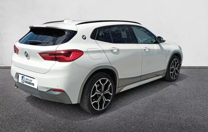 BMW X2 sDrive 18i 140 ch BVM6 M Sport X extérieur trois quart arrière droit 560608