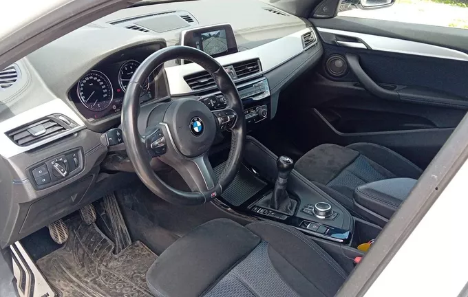 BMW X2 sDrive 18i 140 ch BVM6 M Sport X photo 11 560608