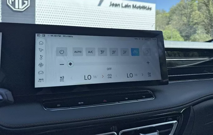 MG EHS 1.5T PHEV 272 ch Luxury photo 15 7694