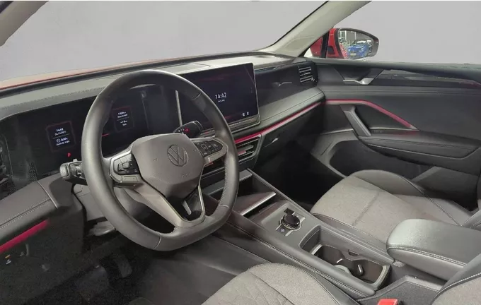 VOLKSWAGEN TIGUAN 1.5 eTSI 130ch DSG7 VW Edition photo 13 2122665