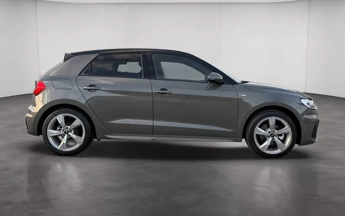 AUDI A1 Sportback 30 TFSI 116 ch S tronic 7 S Line extérieur côté droit 0190