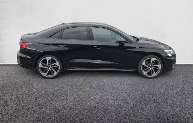 AUDI A3 Berline 35 TFSI Mild Hybrid 150 S tronic 7 S Line extérieur côté droit 2128515