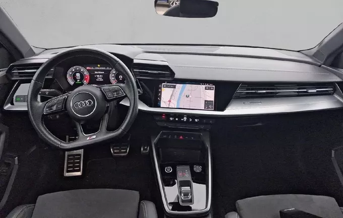 AUDI A3 Berline 35 TFSI Mild Hybrid 150 S tronic 7 S Line photo 18 2128515