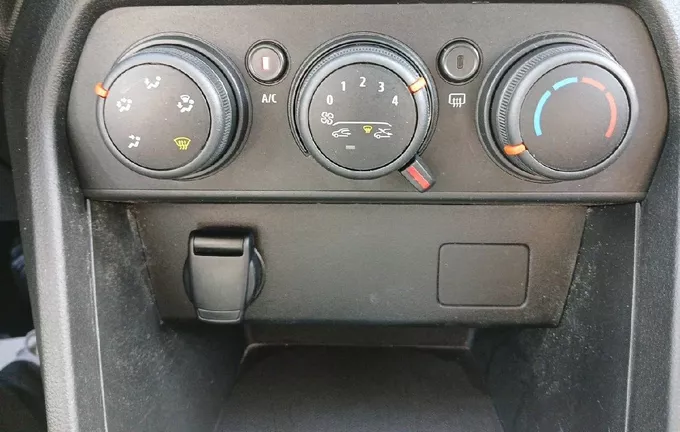 DACIA SANDERO TCe 90 - 22 Stepway Confort photo 19 946243
