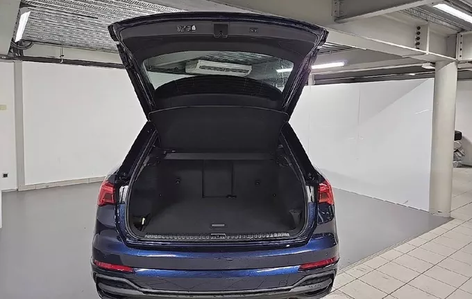 AUDI Q3 35 TDI 150 ch S tronic 7 S line plus photo 10 2126225