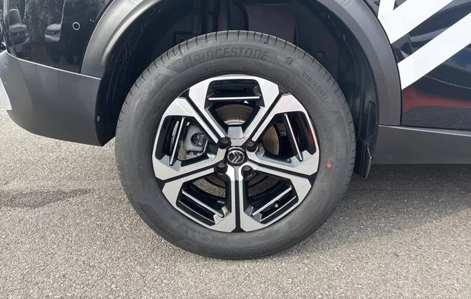 CITROEN C3 AIRCROSS Hybride 145 ch Aut Max photo 9 057045