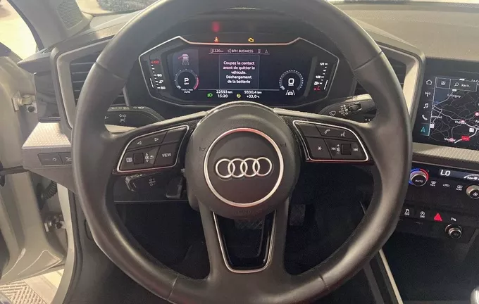 AUDI A1 Sportback 30 TFSI 110 ch S tronic 7 Design Luxe photo 12 2130699
