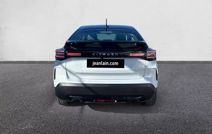 CITROEN C4 Hybride 136 e-DCS6 Plus extérieur arrière 057868