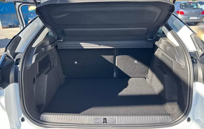 CITROEN C4 Hybride 136 e-DCS6 Plus photo 10 057868