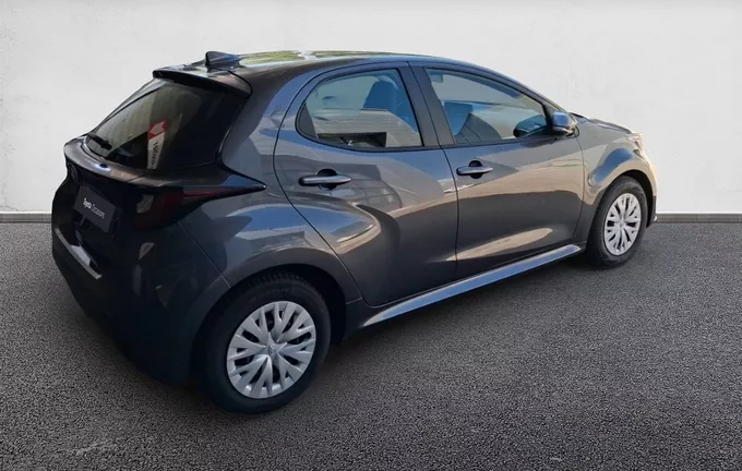 TOYOTA YARIS 120 VVT-i Dynamic extérieur trois quart arrière droit 1103445