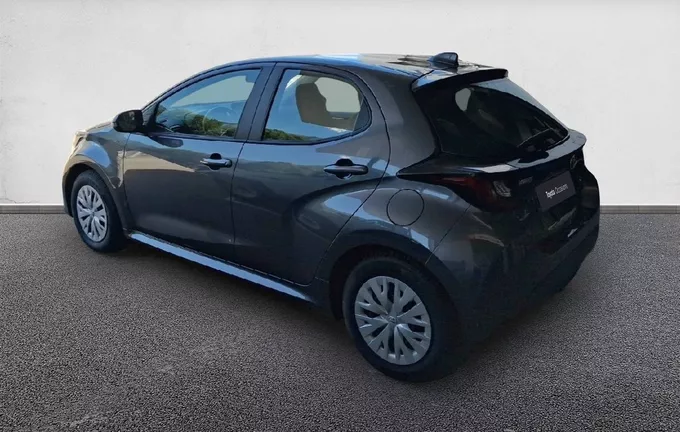 TOYOTA YARIS 120 VVT-i Dynamic extérieur trois quart arrière gauche 1103445