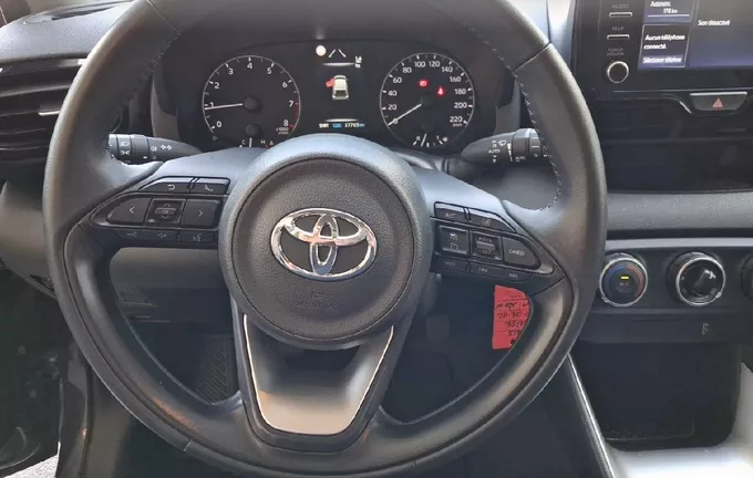 TOYOTA YARIS 120 VVT-i Dynamic photo 12 1103445