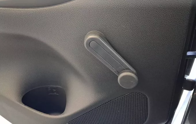 TOYOTA YARIS 120 VVT-i Dynamic photo 20 1103445