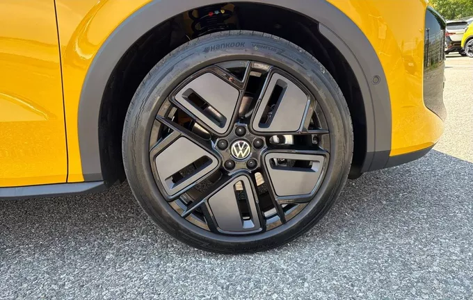VOLKSWAGEN T-ROC 1.5 eTSI Hybrid 150 ch DSG7 R-Line photo 9 1977