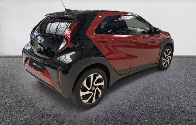 TOYOTA AYGO X 1.0 VVT-i 72 Design extérieur trois quart arrière droit 1103296