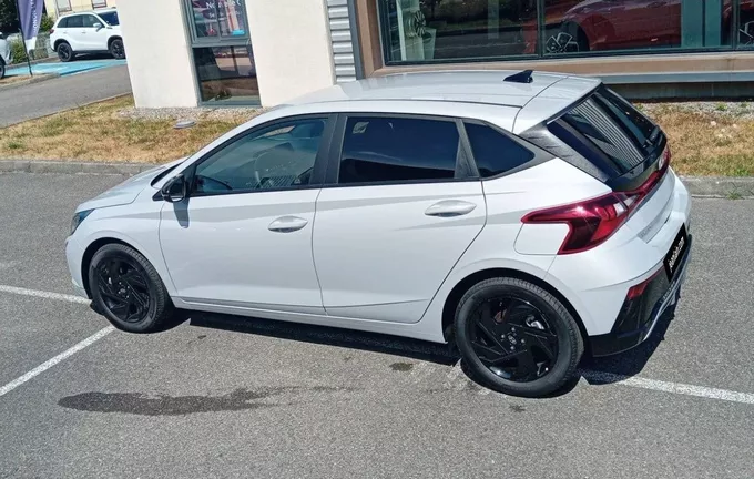 HYUNDAI I20 1.0 T-GDi 90 Ultime Edition photo 26 6073157