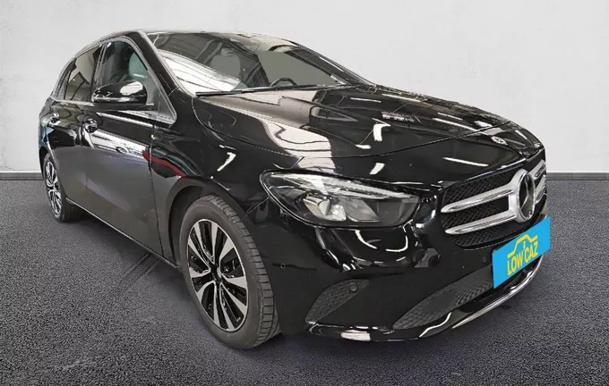 MERCEDES CLASSE B 180 d 8G-DCT Style Line Edition extérieur trois quart avant droit 213462