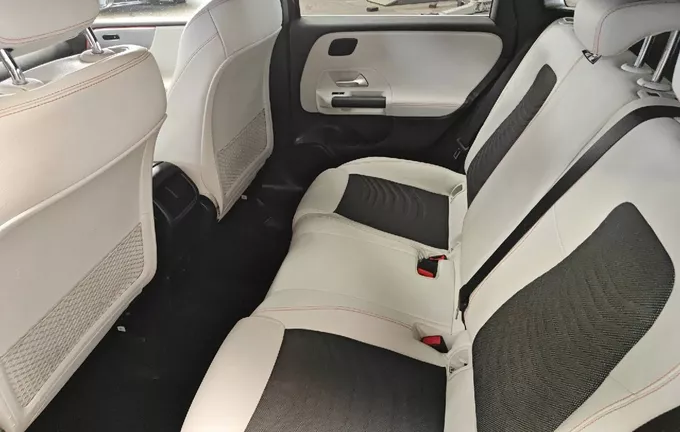 MERCEDES CLASSE B 180 d 8G-DCT Style Line Edition photo 12 213462