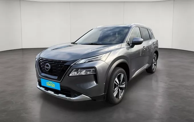 NISSAN X-TRAIL e-POWER 213 ch e-4ORCE 7 Places Tekna extérieur trois quart avant gauche 213662