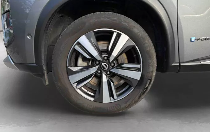 NISSAN X-TRAIL e-POWER 213 ch e-4ORCE 7 Places Tekna photo 9 213662