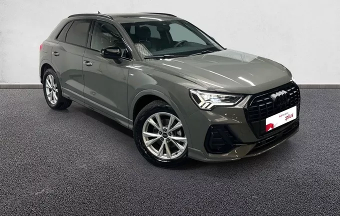 AUDI Q3 35 TFSI 150 ch S tronic 7 Design extérieur trois quart avant droit 2126017