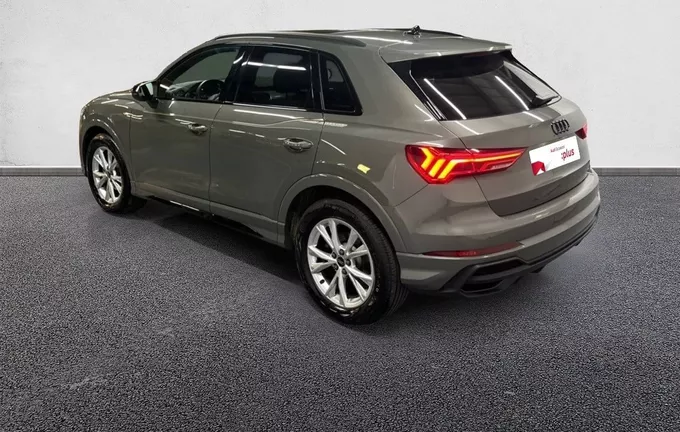 AUDI Q3 35 TFSI 150 ch S tronic 7 Design extérieur trois quart arrière gauche 2126017