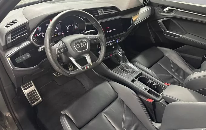 AUDI Q3 35 TFSI 150 ch S tronic 7 Design photo 11 2126017