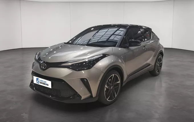TOYOTA C-HR Hybride 2.0L GR Sport extérieur trois quart avant gauche 1103974