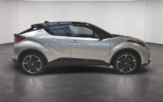 TOYOTA C-HR Hybride 2.0L GR Sport extérieur côté droit 1103974