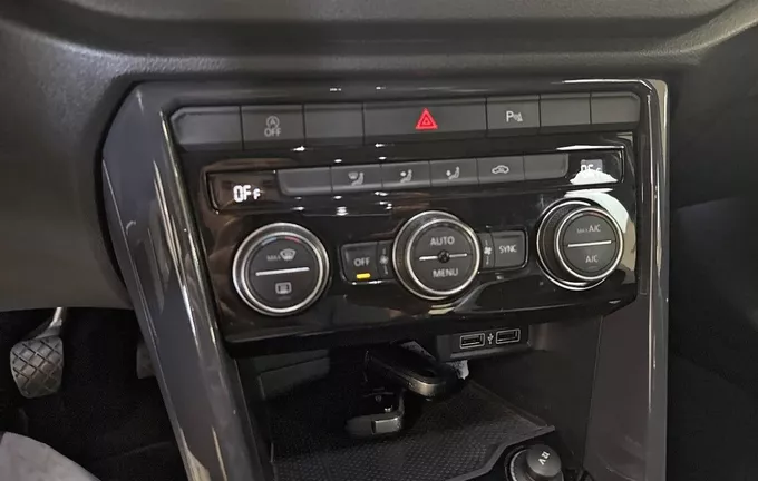 VOLKSWAGEN T-ROC 1.5 TSI 150 EVO Start/Stop BVM6 Carat photo 16 213528