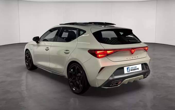 CUPRA LEON eHybrid 272 ch DSG6 VZ extérieur trois quart arrière gauche 2132166