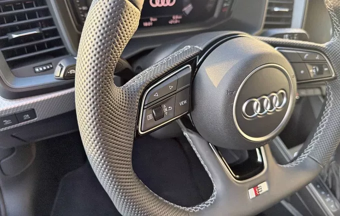 AUDI A1 Sportback 30 TFSI 116 ch S tronic 7 S Line photo 12 2024