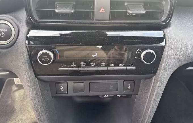 TOYOTA YARIS CROSS Hybride 130h 2WD Design photo 14 149429