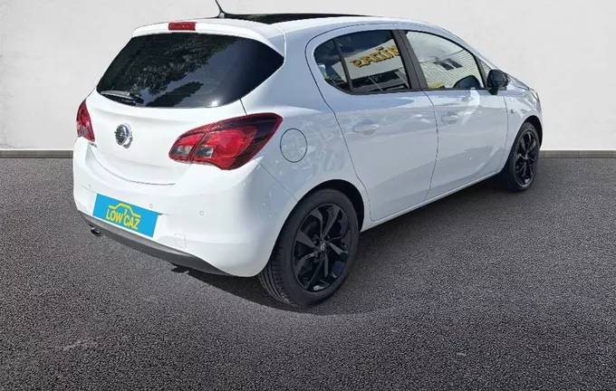 OPEL CORSA 1.4 90 ch Black Edition extérieur trois quart arrière droit 213165