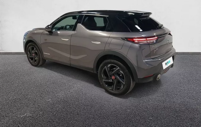 DS DS3 Crossback PureTech 155 EAT8 Performance Line+ extérieur trois quart arrière gauche 946055