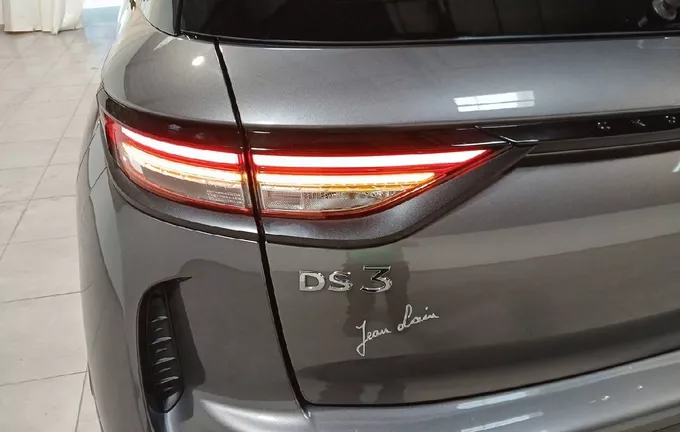 DS DS3 Crossback PureTech 155 EAT8 Performance Line+ photo 17 946055