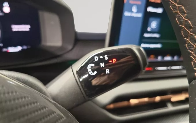 CUPRA TERRAMAR 1.5 eTSI Hybrid 150 ch DSG7 V photo 13 2131782