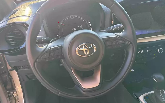 TOYOTA AYGO X 1.0 VVT-i 72 S-CVT Collection photo 12 1103893
