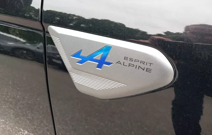 RENAULT CLIO E-Tech full hybrid 145 Esprit Alpine photo 19 2132219