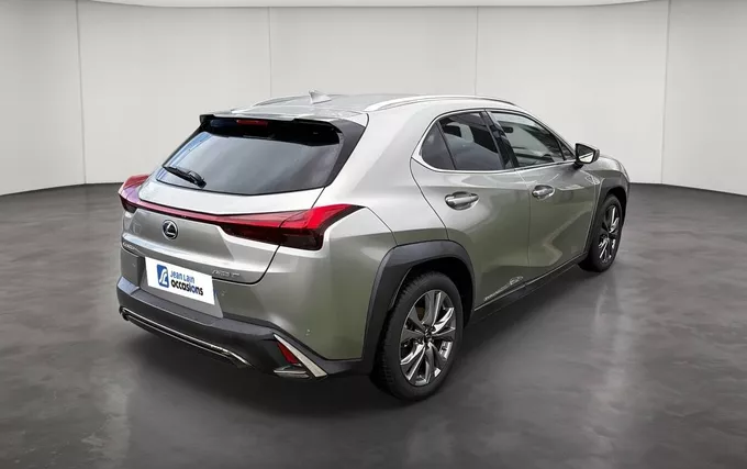 LEXUS UX 250h 2WD F SPORT Executive extérieur trois quart arrière droit 1104047
