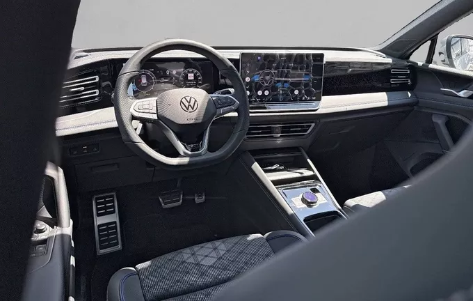 VOLKSWAGEN TIGUAN 1.5 eTSI 150ch DSG7 R-Line photo 18 5373