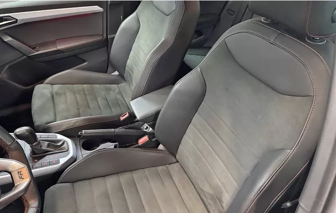 SEAT ARONA 1.0 TSI 110 ch Start/Stop DSG7 FR extérieur trois quart arrière droit 2127415