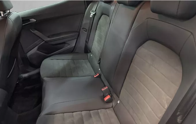 SEAT ARONA 1.0 TSI 110 ch Start/Stop DSG7 FR extérieur arrière 2127415