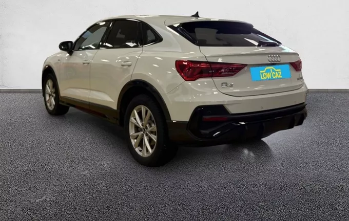 AUDI Q3 Sportback 35 TFSI 150 ch S tronic 7 S line extérieur trois quart arrière gauche 212655