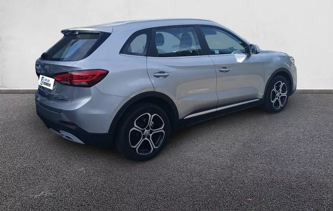 MG ZS 1.5 L Hybrid+ 197 ch Comfort extérieur trois quart arrière droit 601185