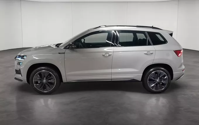 SKODA KAROQ 1.5 TSI Evo 2 150 ch ACT DSG7 Sportline extérieur côté gauche 2131677