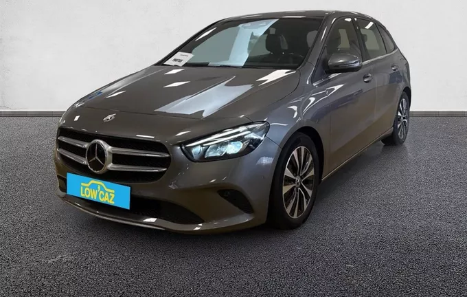 MERCEDES CLASSE B 180 7G-DCT Style Line Edition extérieur trois quart avant gauche 213460